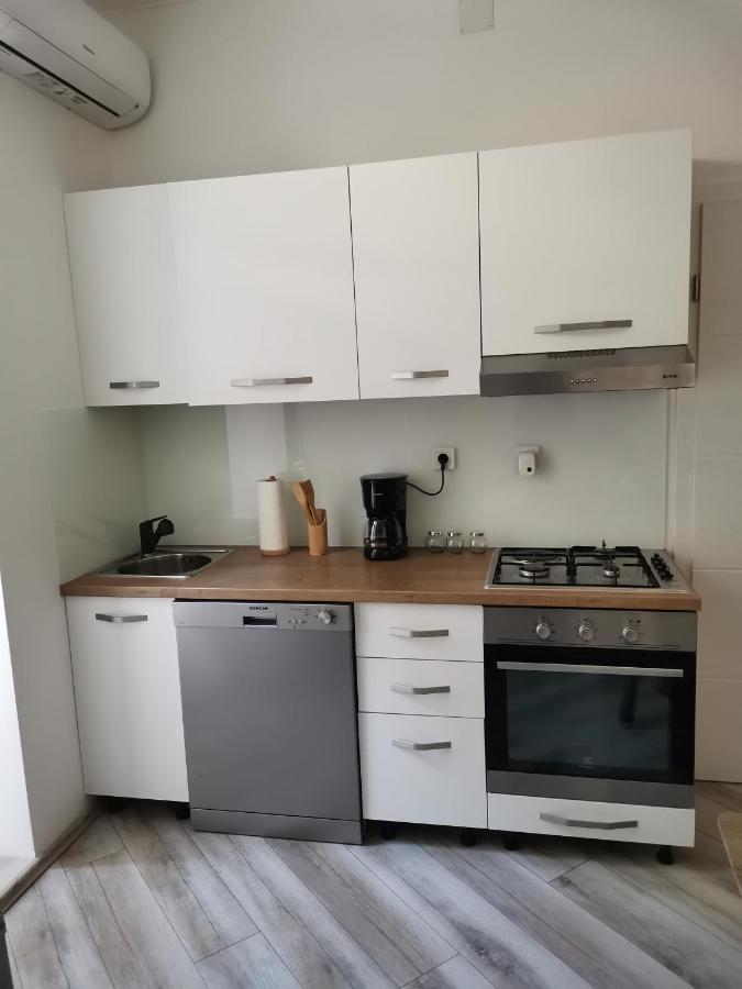 普拉Studio Apartman Kristina公寓 外观 照片